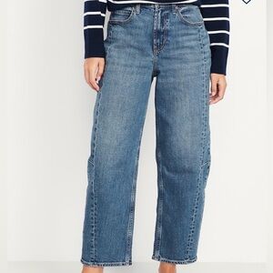 ON barrel jeans